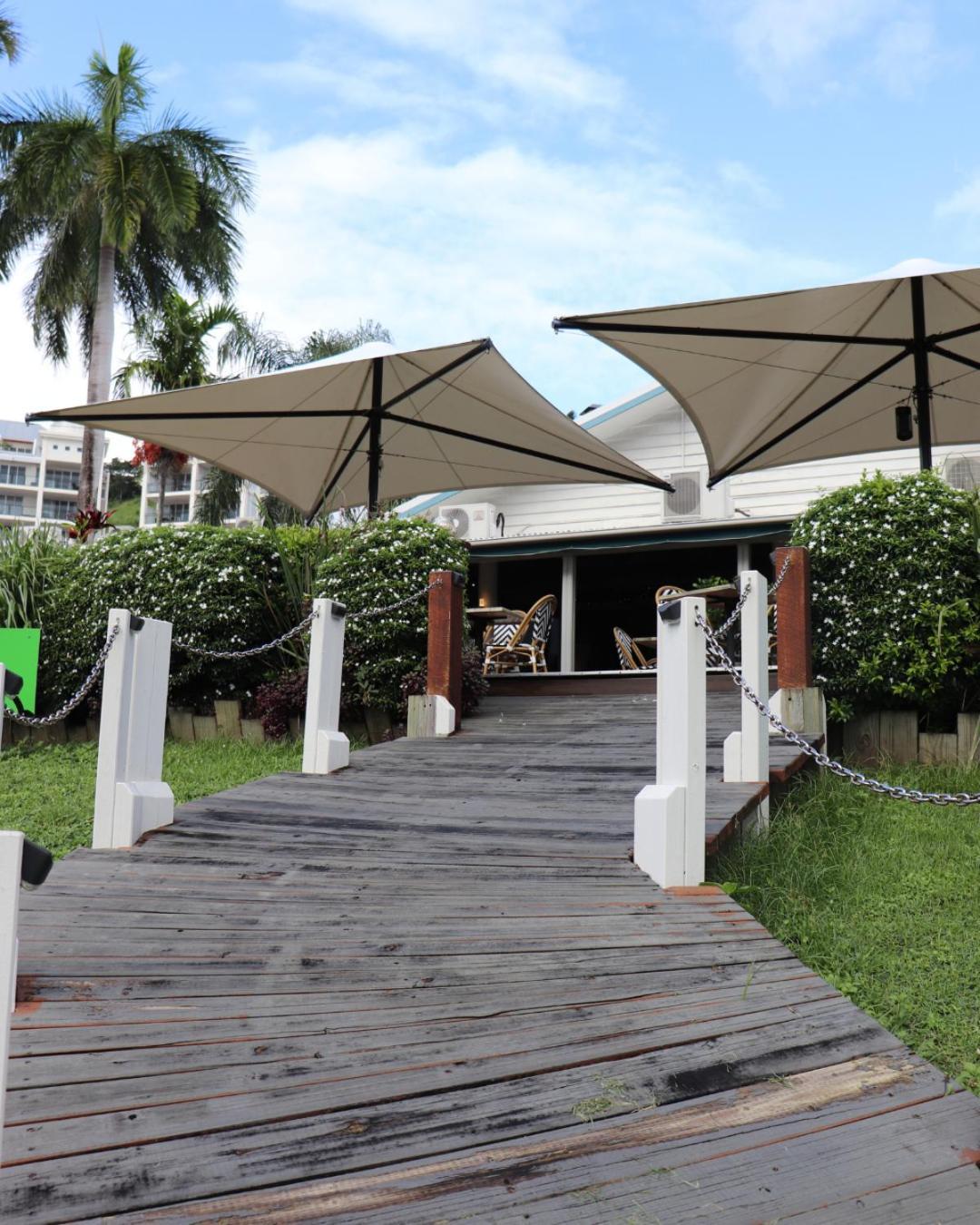 Colonial Palms Motor Inn Airlie Beach Eksteriør billede